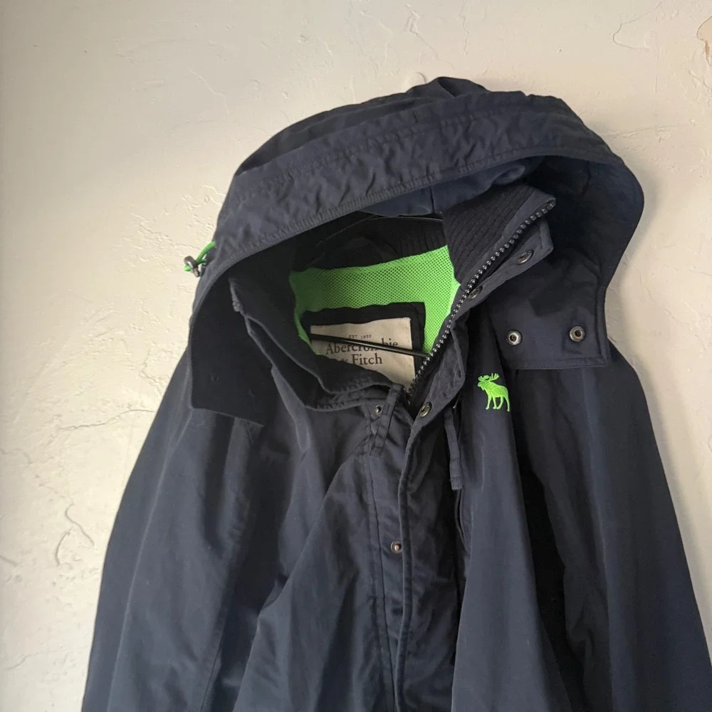 Abercrombie &‎ Fitch Kids Boys Rain Winter Jacket Hooded Zip Lightweight Blue M